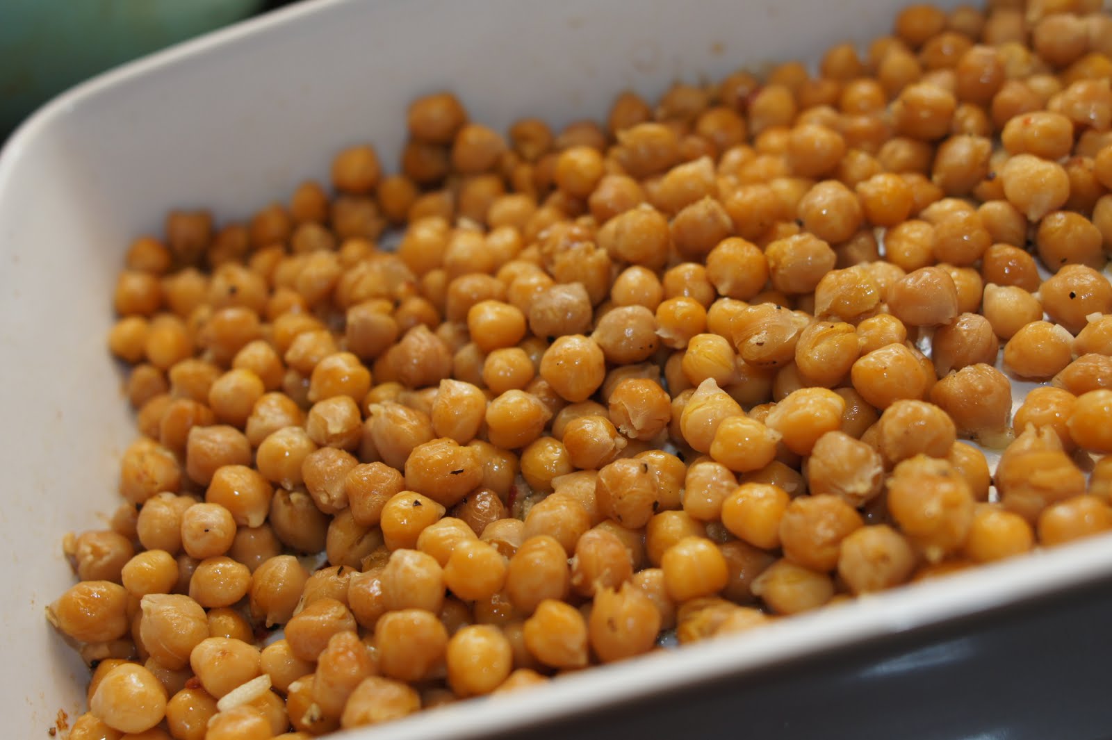 FĕDish Roasted Garlic Garbanzo Beans with Feta, Mint and Lemon
