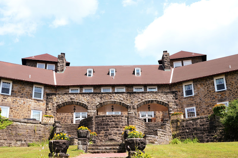 Summer at the Lake River Ridge Farm in Franklin