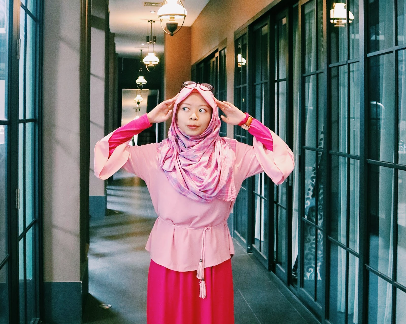 Baru 34+ Warna Pink Fanta Cocok Dipadukan Dengan Warna Apa, Warna Jilbab