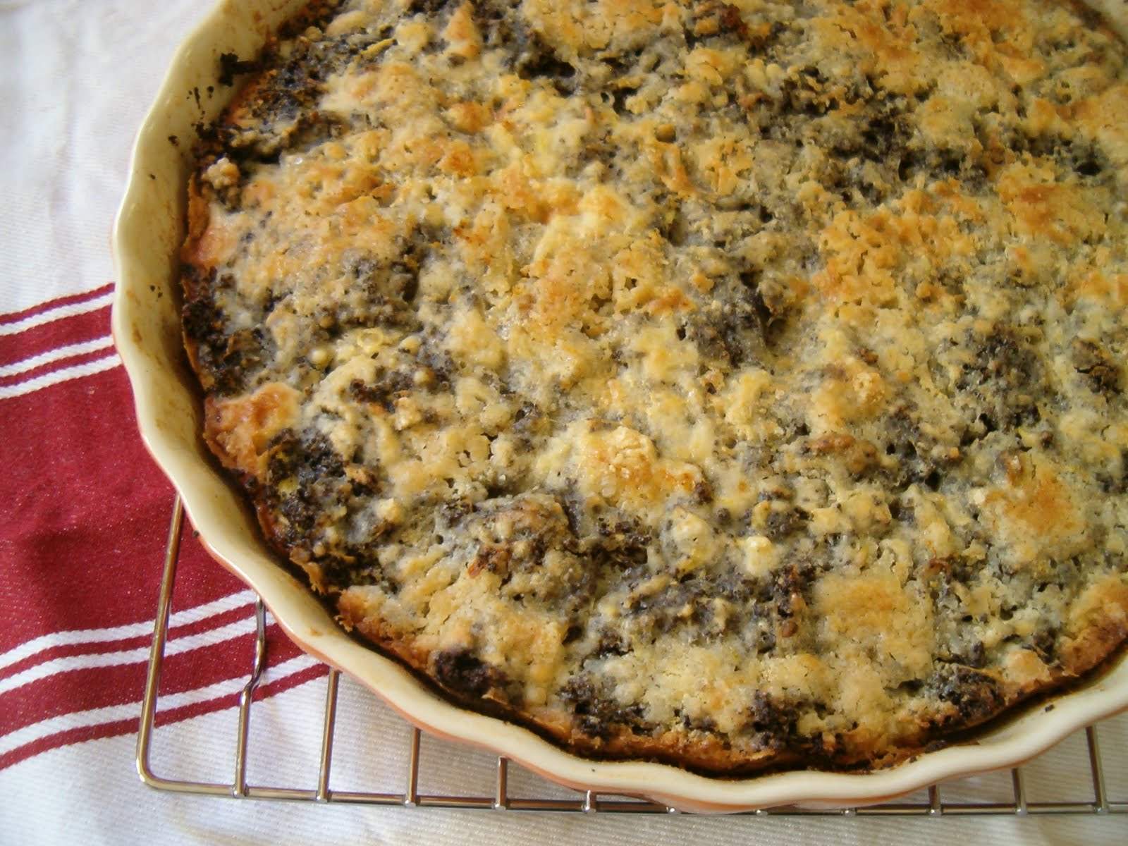 Hungarian poppy seed pie