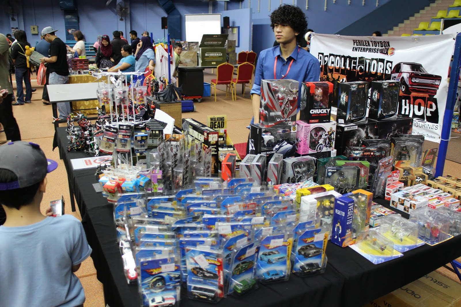 An Alien Life of Starboykb Brunei Toy Convention 2015 Vendors