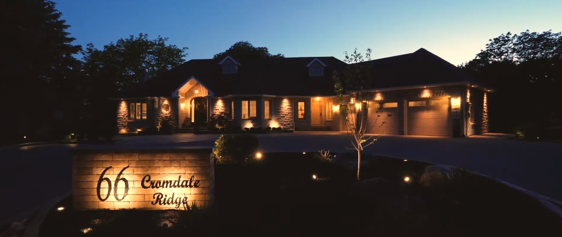 39 Interior Design Photos vs. 66 Cromdale Ridge, Woodbridge, ON Luxury Home Tour