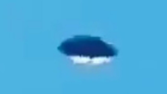 A-closer-look-at-the-UFO-which-loses-pixels-the-more-you-zoom-in.