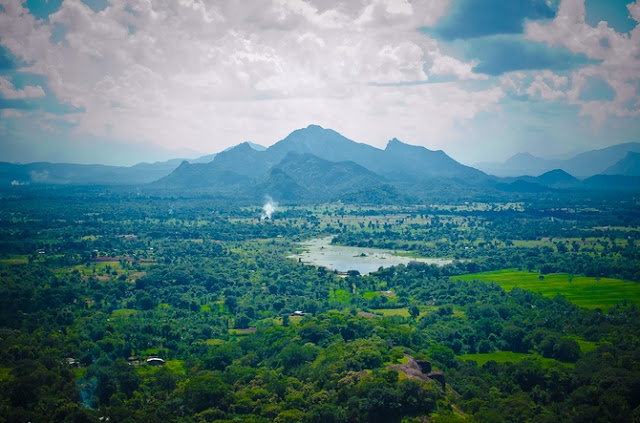 центральное нагорье мадагаскар. хребет кропоткина саяны. гора кихпиныч. долина смерти камчатка. центральные нагорья.