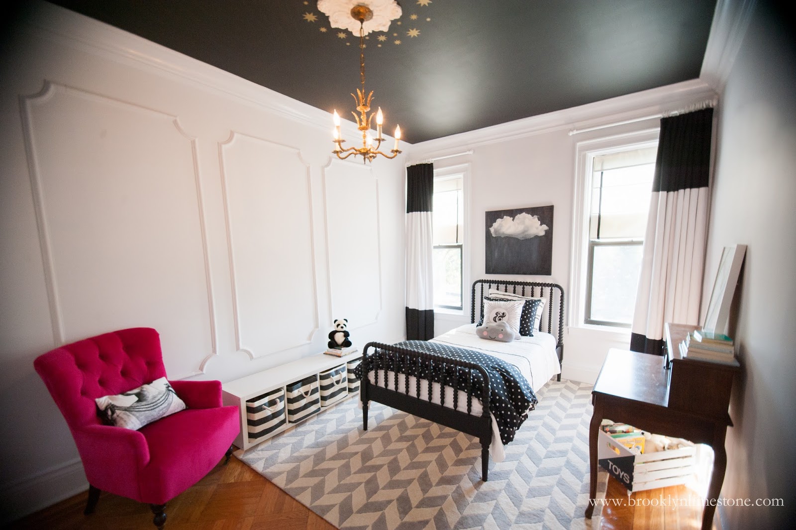 Girl's bedroom Black Ceiling White Walls