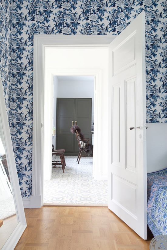 A house in Sweden decorated with bold patterns and color combinations via @lovelylifese