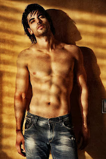 Shirtless Bollywood Men: Hot Indian Male Models Shirtless: Hunks in the
