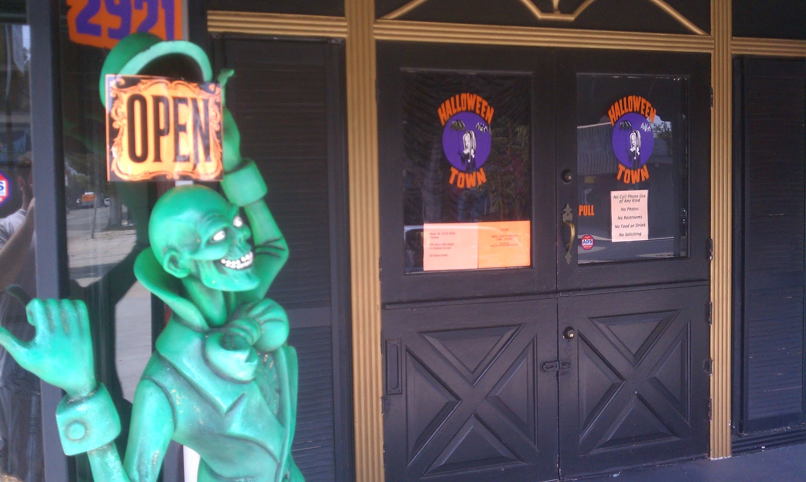 Things To Do In Los Angeles Halloween 2011 Halloween Town