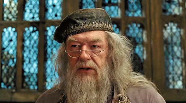 An old wizard in Harry Potter and the Prisoner of Azkaban movieloversreviews.filminspector.com