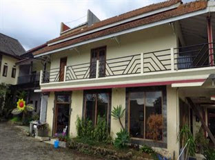 Hotel Murah Dekat BNS Batu Malang - Bunga Matahari Guest House and Hotel
