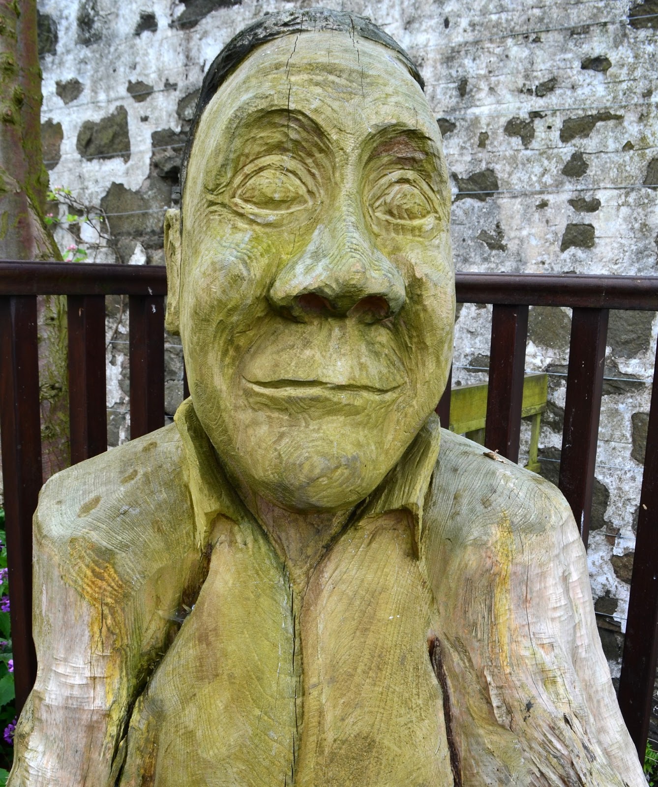 Tour Scotland Tour Scotland Video Photograph Wooden Sculpture Walled