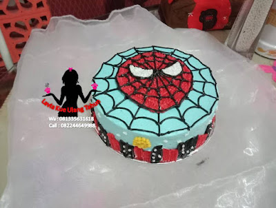 Kue Tart Bentuk Wajah Spiderman bahan Buttercream Kue Tart Bentuk Wajah Spiderman bahan Buttercream