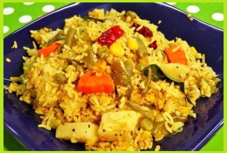 मिक्स वेज खिचड़ी बनाने की विधी - Mix Veg Khichdi Recipe in Hindi