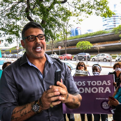 Alexandre Frota é condenado a indenizar Jean Wyllys em R$ 10 mil Alexandre Frota é condenado a indenizar Jean Wyllys em R$ 10 mil