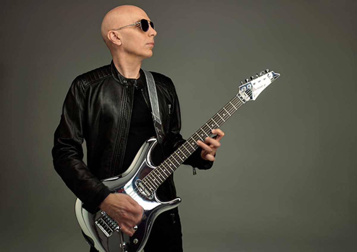 Joe Satriani ジョー・サトリアーニ 器材