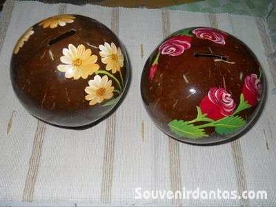 36 Kerajinan Tangan Membuat Celengan Dari Batok Kelapa Untuk Mempercantik Hunian 36 Kerajinan Tangan Membuat Celengan Dari Batok Kelapa Untuk Mempercantik Hunian