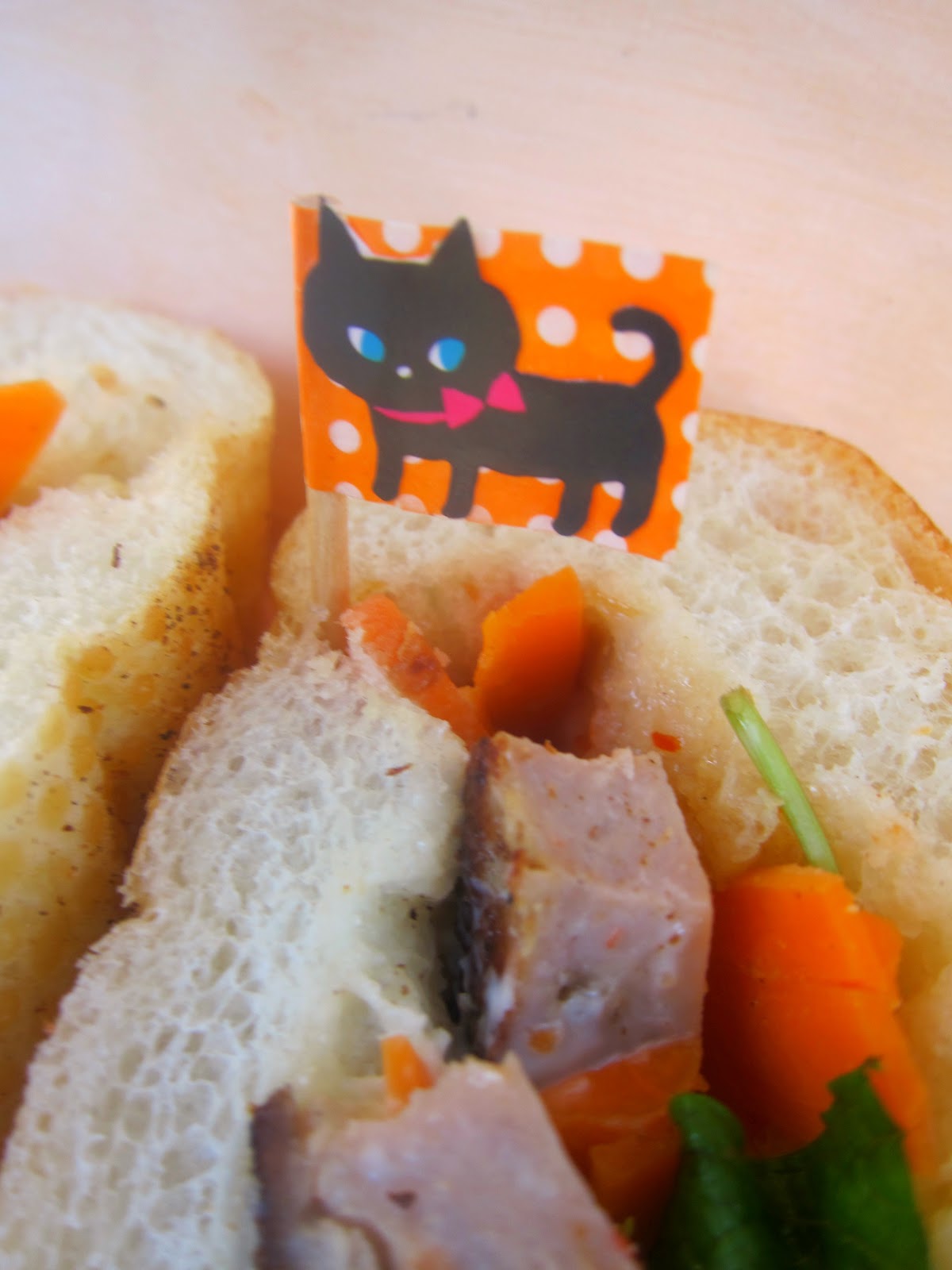 Bentobird halloween banh mi bento
