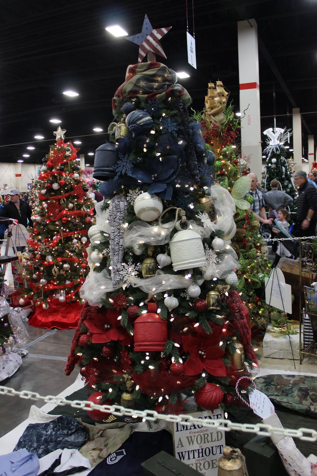 Here and There: Christmas: Festival of Trees, German Festival and Festival of Dancing