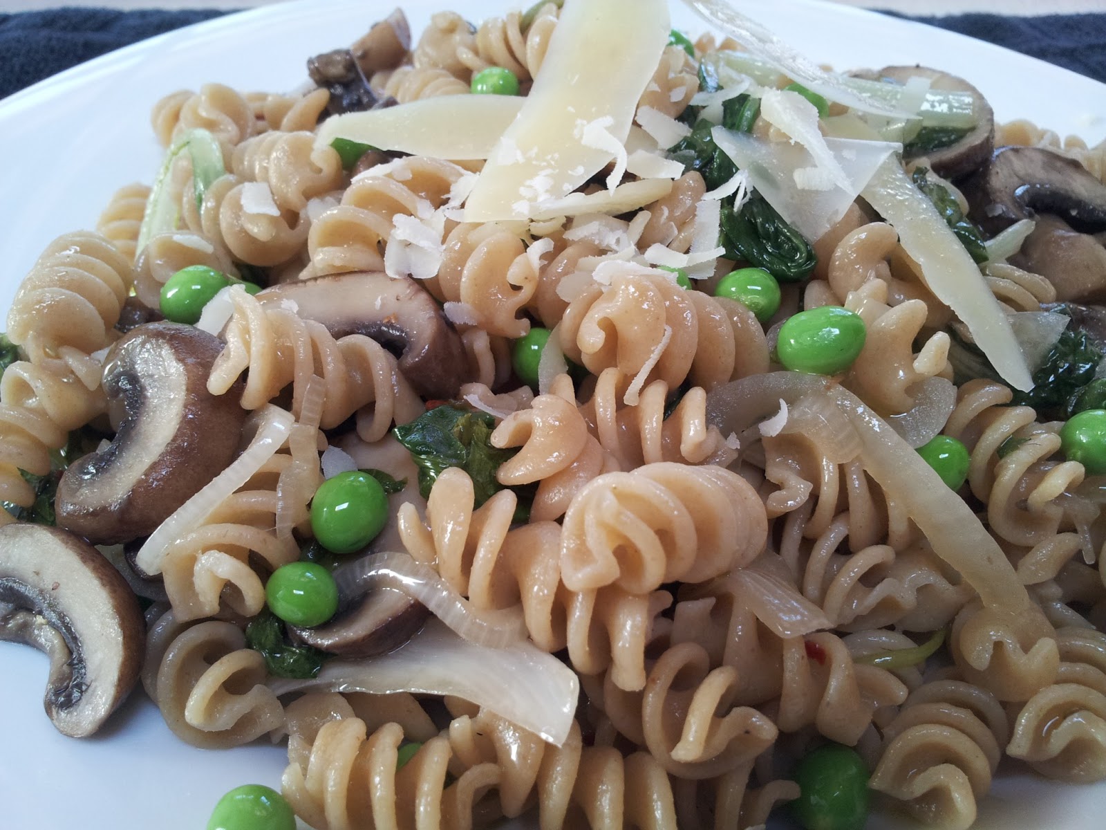 Napa Farmhouse 1885™ pasta with spring peas, mushrooms & greens