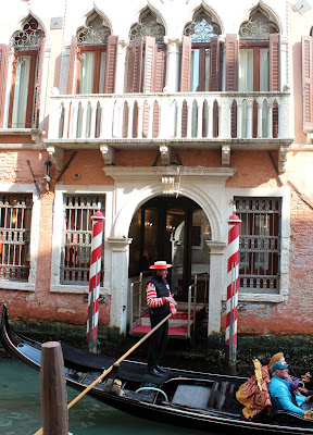 Blog turismo en Venecia. Canales y góndolas en Venecia