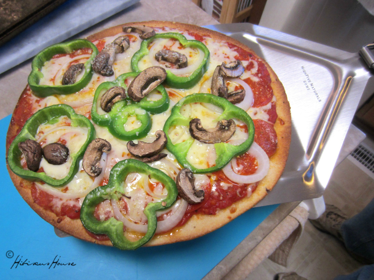 Hibiscus House Product Review High Five Naturals Pizza Peel