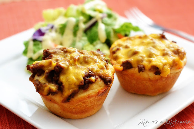 These Barbecue Cups are filled with ground beef, barbecue sauce and cheddar cheese baked over biscuit dough. Life-in-the-Lofthouse.com