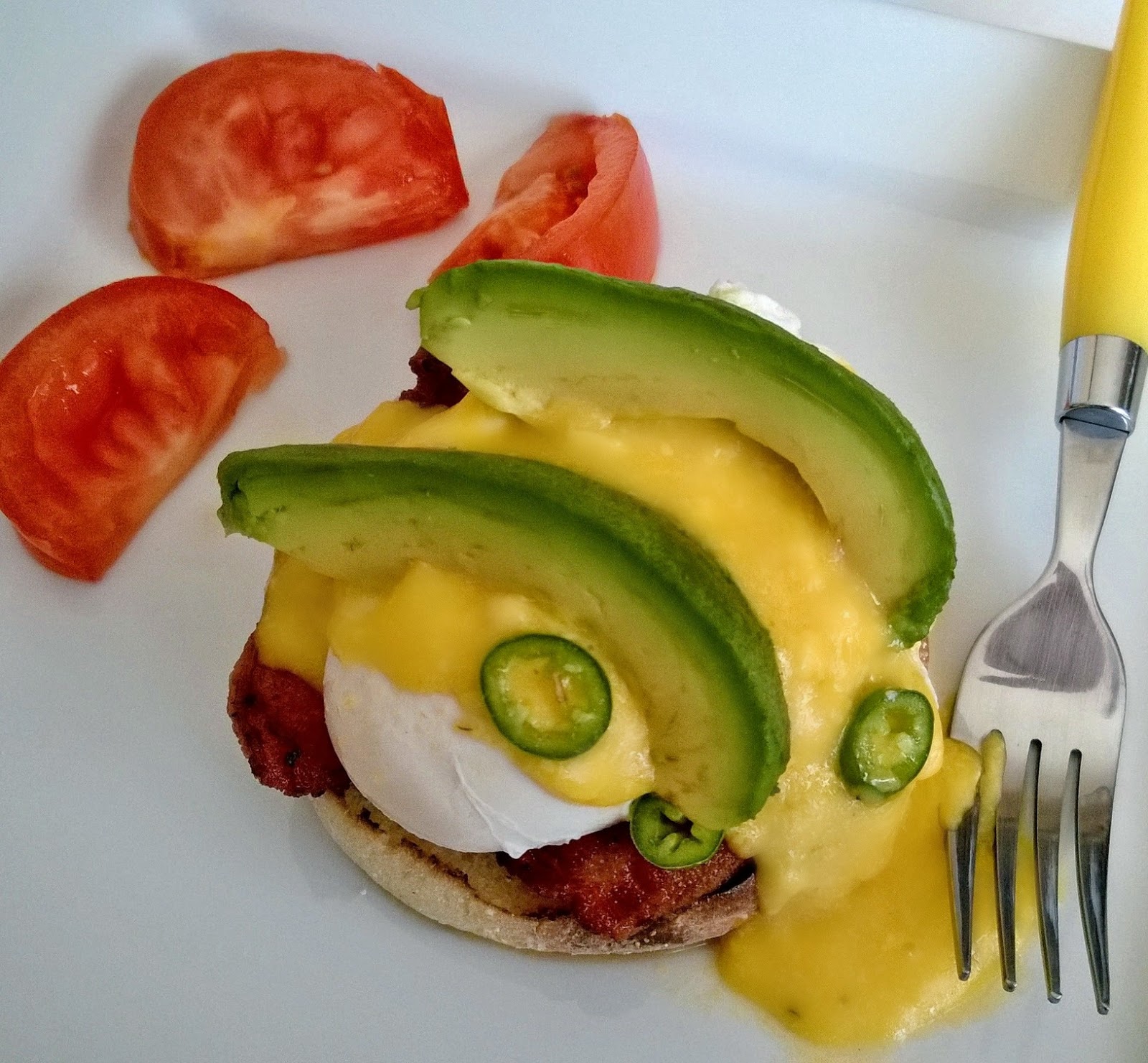 New Smart & Final Location in Los Angeles + Easter Breakfast Recipe (Eggs Benedict a la Mexicana