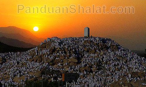 Bacaan Niat Puasa Tarwiyah & Arafah Idul Adha Bacaan Niat Puasa Tarwiyah & Arafah Idul Adha Arab Latin Artinya