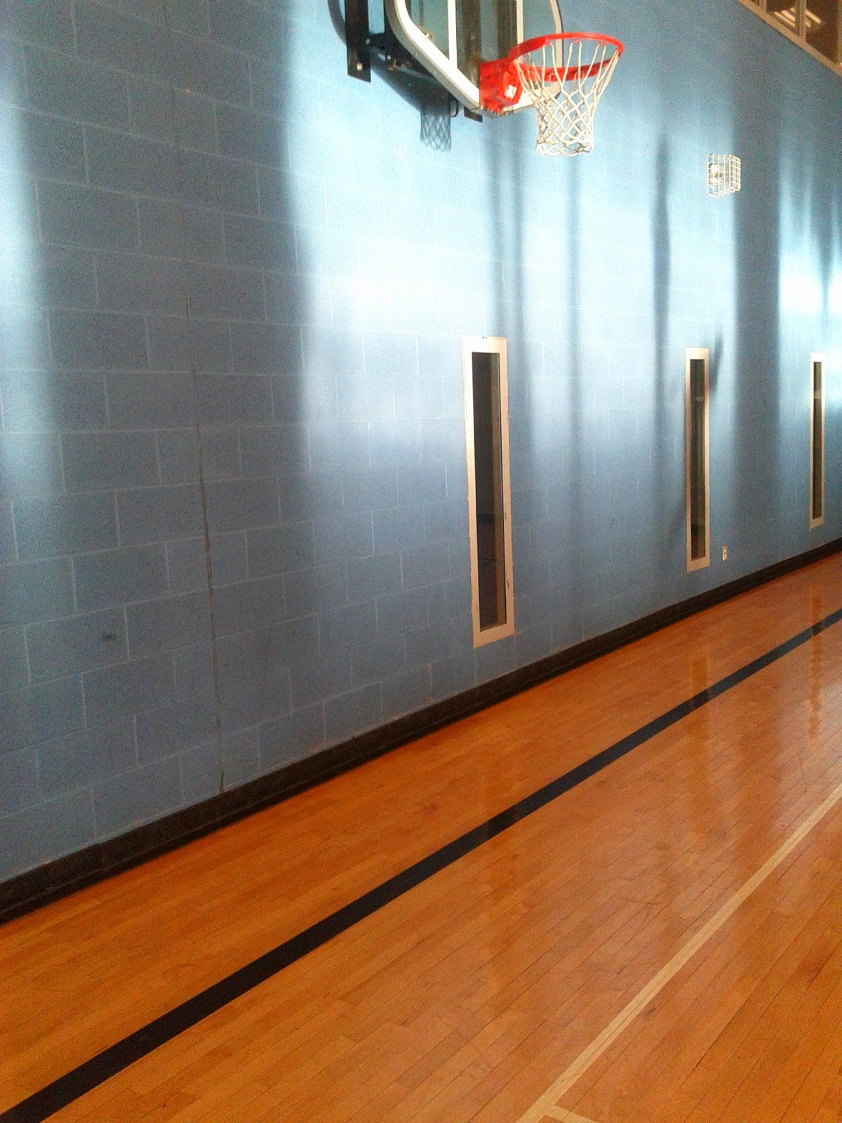 Toronto things Nice indoor basketball court Toronto Wellesley and