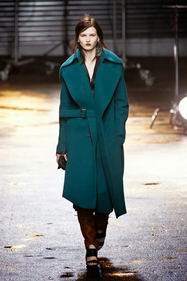 Fashion Fabric Design Women’s Long Coats for FallWinter 20132014.