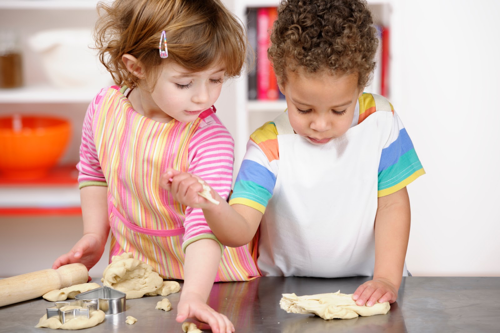 namc montessori savor flavor children working with dough