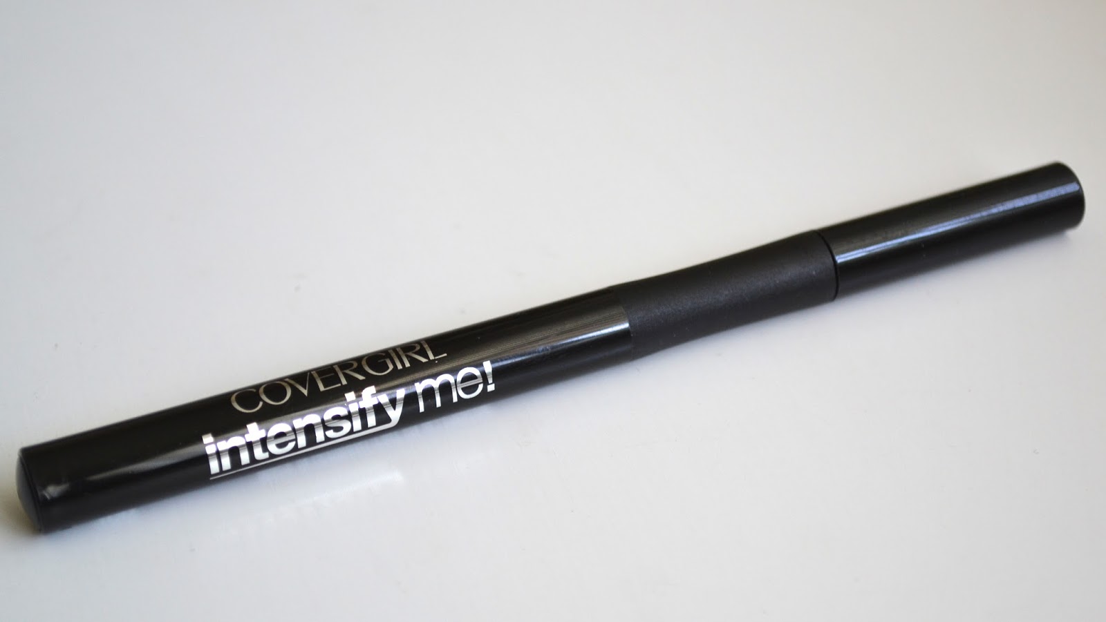Aquaheart Covergirl Intensify Me! by Lashblast Liquid Liner Photos