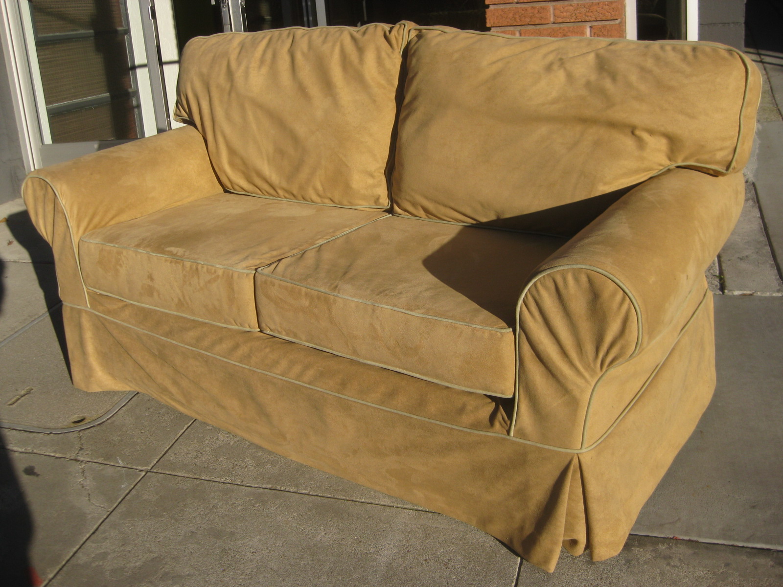 UHURU FURNITURE & COLLECTIBLES SOLD Tan Loveseat 80