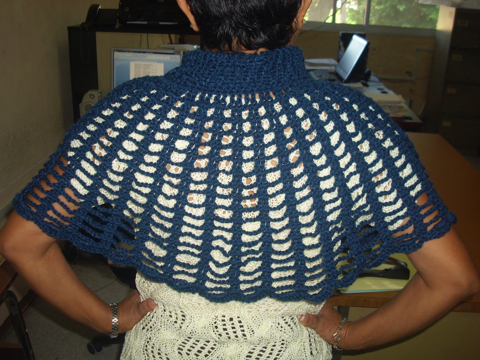 Arañito tejedor: azul en crochet