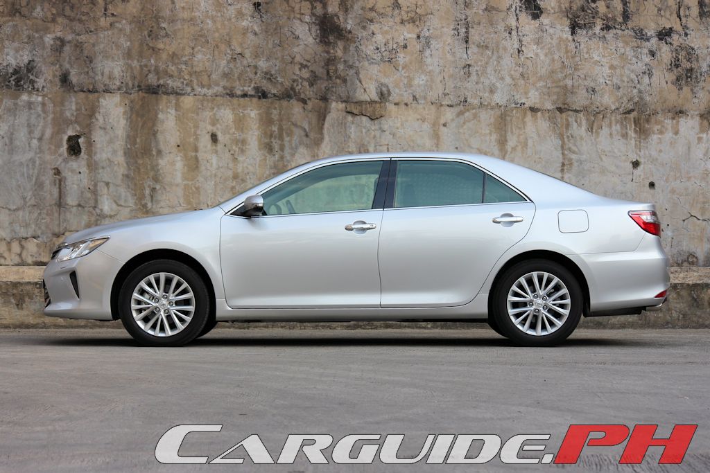 Review: 2015 Toyota Camry 3.5 Q | CarGuide.PH | Philippine Car News