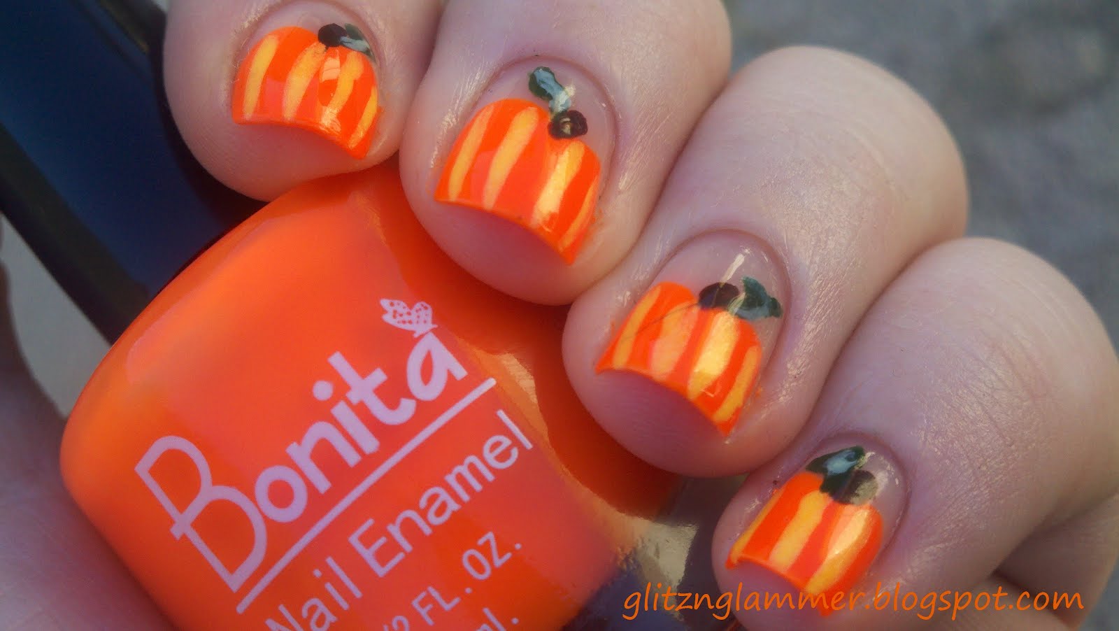 glitznglammer: Halloween Nail Art Challenge: Day 1- Pumpkin