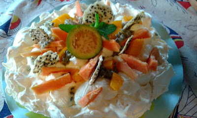 pavlova ai frutti tropicali