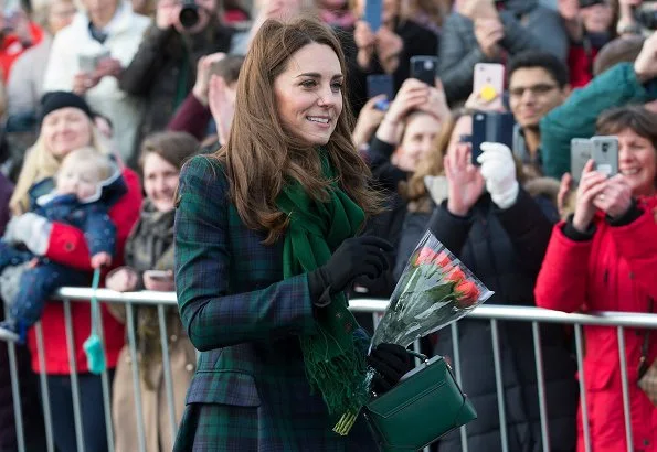 Kate Middleton wore McQueen coatdress, Kate carried a green Manu Atelier bag