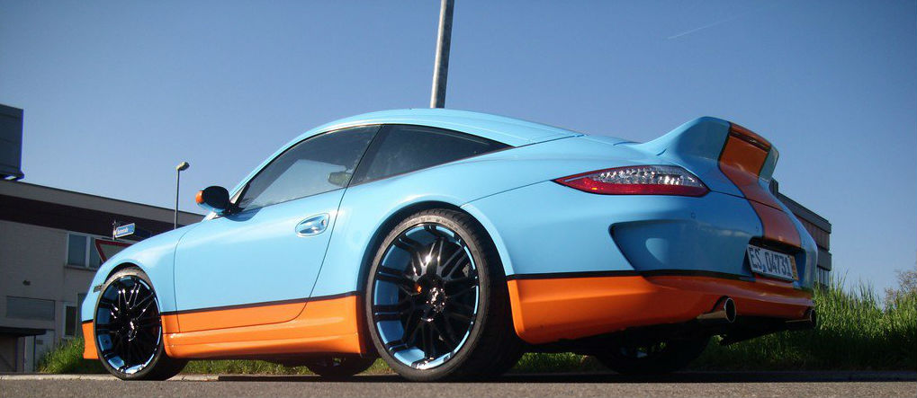 Gulfthemed Porsche 911 on 20 Inch Oxigin Wheels World