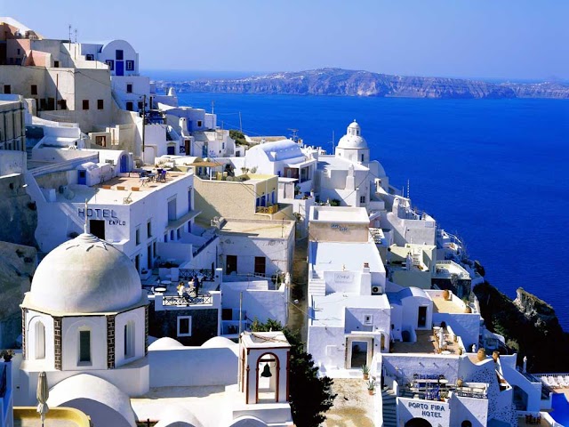 As 20 Ilhas mais bonitas da Grécia