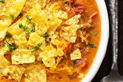 SLOW COOKER BEEFY NACHO SOUP