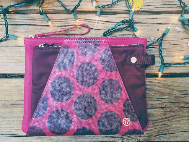 lululemon-in-the-present-pouch