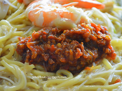 Tiong Bahru Yi Sheng Fried Hokkien Prawn Mee ABC Market Singapore 中峇鲁益生炒福建虾面 Tiong-Bahru-Yi-Sheng-Fried-Hokkien-Prawn-Mee-ABC-Market-Singapore-中峇鲁益生炒福建虾面