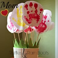 Come and join the fun at RufflesAndRainBoots.com!