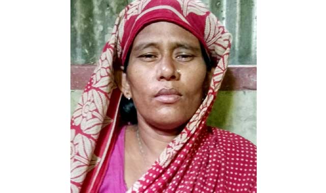 The lover's hunger strike in the house of a lover ধুনটে প্রেমিকের বাড়িতে প্রেমিকার অনশন