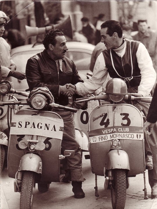 RETRO SCOOTER GARAGE Fortuna