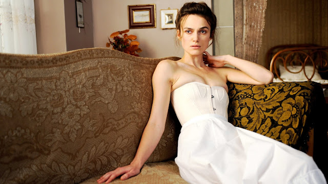 Hot-Keira-Knightley-In-White-Dress