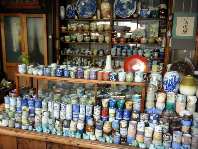 Kyoto Kiyomizudera and Teapot Lane.