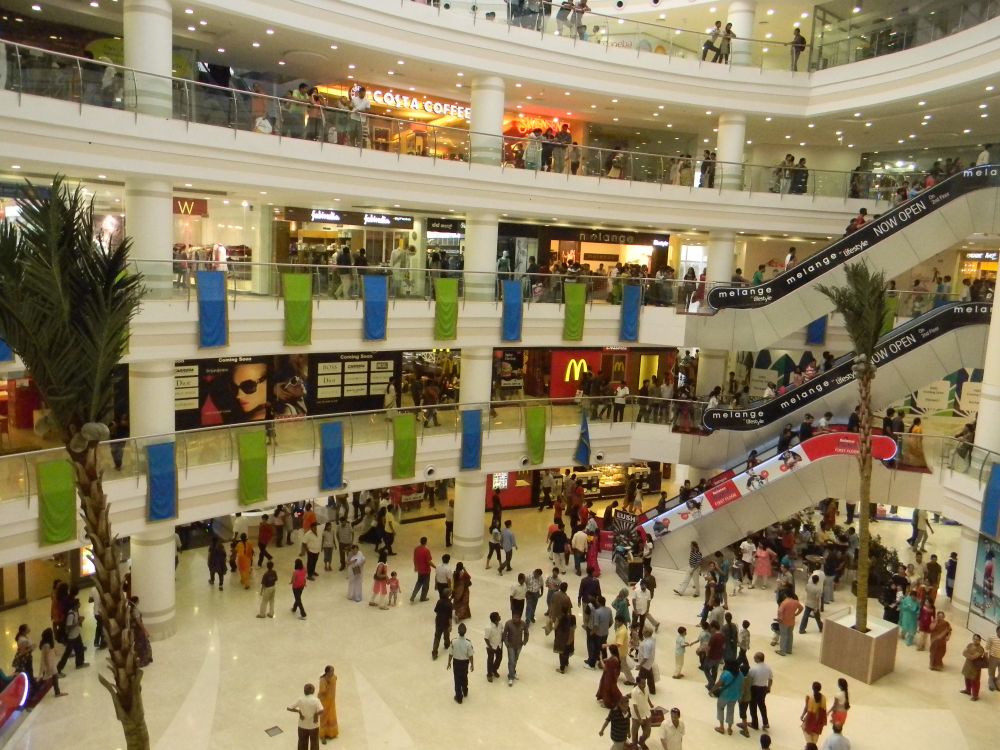 Bangalore shopping: Meenakshi Mall (Royal Mall)