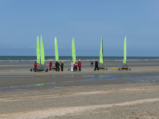 De Panne strand www.depanne.mobi Bekijk het grootste vakantie aanbod hotels, appartementen, vakantiehuizen, campings online tickets Plopsaland De Panne strand www.depanne.mobi Bekijk het grootste vakantie aanbod hotels, appartementen, vakantiehuizen, campings online tickets Plopsaland